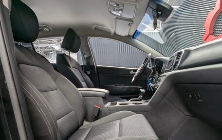 KIA Sportage IV рестайлинг, 2017 год, 1 999 000 рублей, 32 фотография
