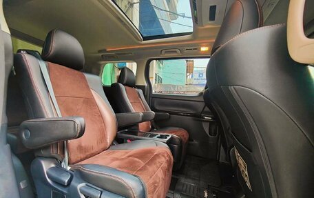Toyota Alphard III, 2013 год, 2 320 000 рублей, 4 фотография