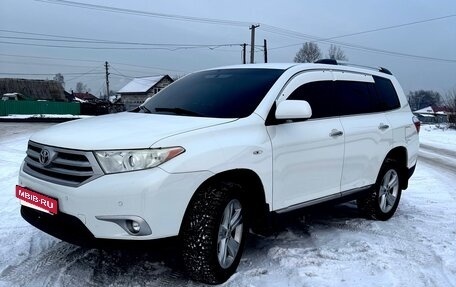 Toyota Highlander III, 2011 год, 2 000 000 рублей, 4 фотография