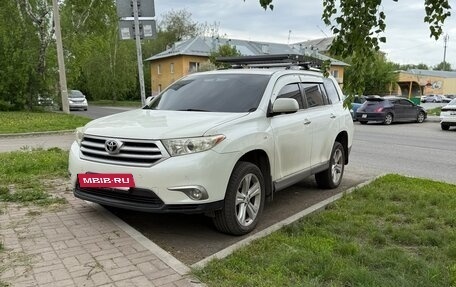 Toyota Highlander III, 2011 год, 2 000 000 рублей, 7 фотография
