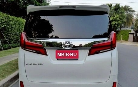 Toyota Alphard III, 2021 год, 3 350 000 рублей, 4 фотография