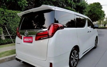 Toyota Alphard III, 2021 год, 3 350 000 рублей, 5 фотография