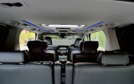Toyota Alphard III, 2021 год, 3 350 000 рублей, 8 фотография