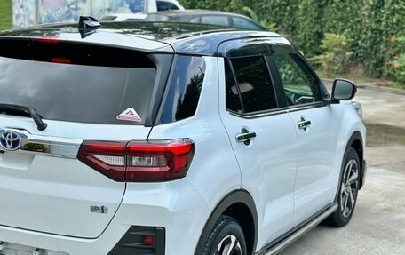 Toyota Raize I, 2021 год, 1 280 000 рублей, 6 фотография