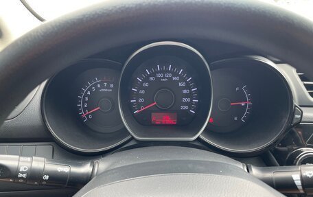 KIA Rio III рестайлинг, 2012 год, 1 000 000 рублей, 11 фотография
