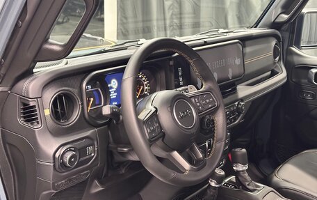Jeep Wrangler, 2024 год, 19 990 000 рублей, 17 фотография