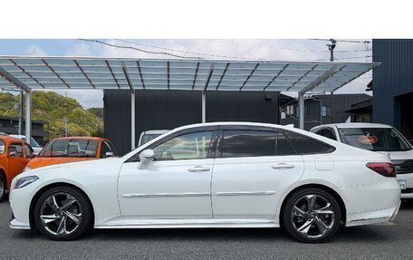 Toyota Crown, 2021 год, 3 320 000 рублей, 4 фотография