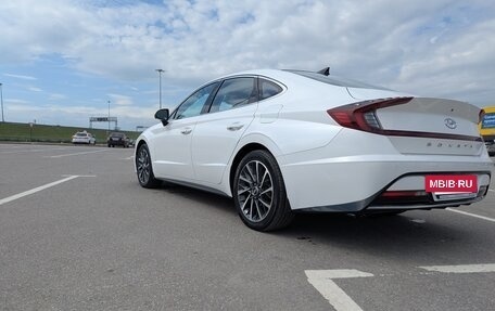 Hyundai Sonata VIII, 2021 год, 3 100 000 рублей, 8 фотография