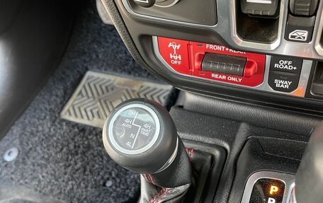 Jeep Wrangler, 2020 год, 5 200 000 рублей, 15 фотография