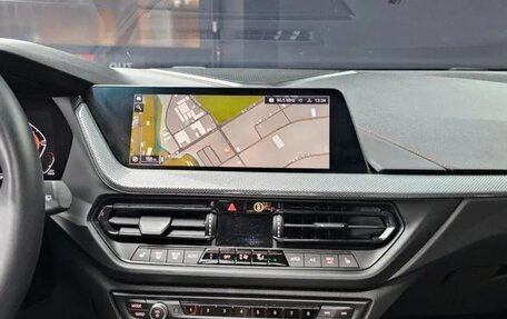 BMW 1 серия, 2021 год, 2 260 000 рублей, 8 фотография