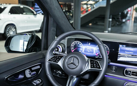 Mercedes-Benz V-Класс, 2024 год, 18 250 000 рублей, 9 фотография