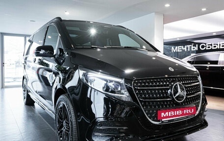 Mercedes-Benz V-Класс, 2024 год, 18 250 000 рублей, 4 фотография