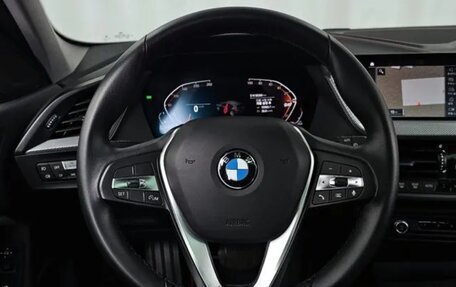 BMW 1 серия, 2021 год, 2 140 000 рублей, 10 фотография