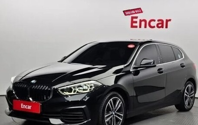 BMW 1 серия, 2022 год, 2 320 000 рублей, 1 фотография