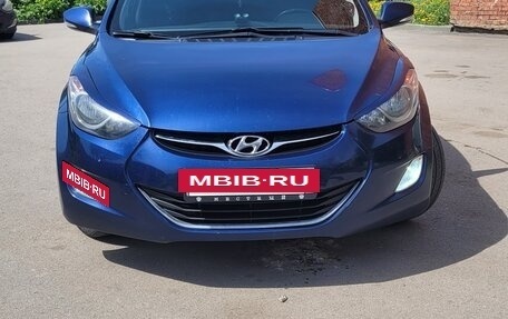 Hyundai Avante, 2011 год, 900 000 рублей, 9 фотография