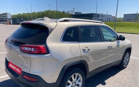 Jeep Cherokee, 2014 год, 2 350 000 рублей, 3 фотография