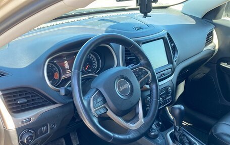 Jeep Cherokee, 2014 год, 2 350 000 рублей, 14 фотография