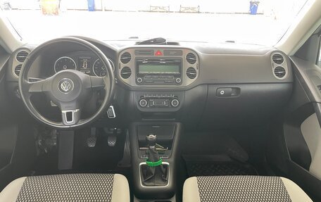 Volkswagen Tiguan I, 2011 год, 1 200 000 рублей, 11 фотография