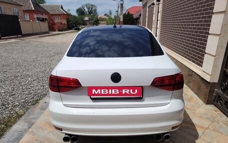 Volkswagen Jetta VI, 2015 год, 1 100 000 рублей, 4 фотография