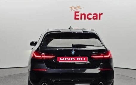 BMW 1 серия, 2022 год, 2 320 000 рублей, 4 фотография