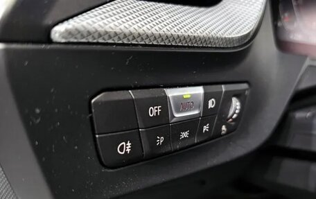 BMW 1 серия, 2022 год, 2 320 000 рублей, 20 фотография