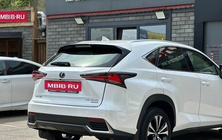 Lexus NX I, 2019 год, 3 030 000 рублей, 10 фотография
