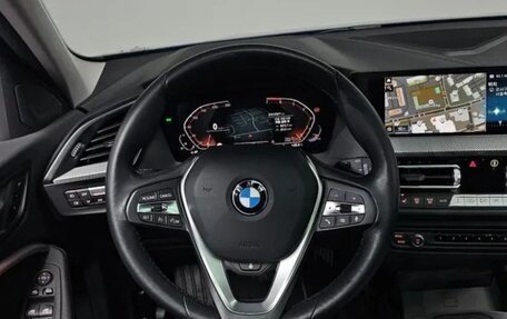 BMW 1 серия, 2022 год, 2 360 000 рублей, 17 фотография