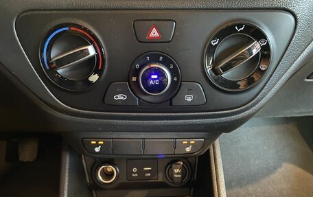 Hyundai Solaris II рестайлинг, 2018 год, 1 275 000 рублей, 15 фотография