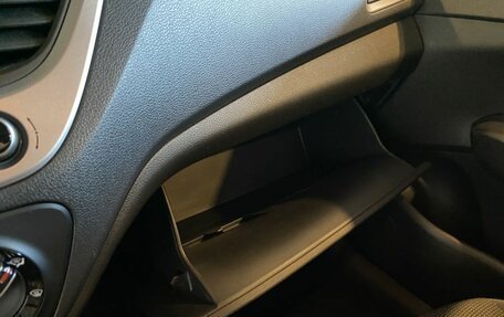 Hyundai Solaris II рестайлинг, 2018 год, 1 275 000 рублей, 30 фотография