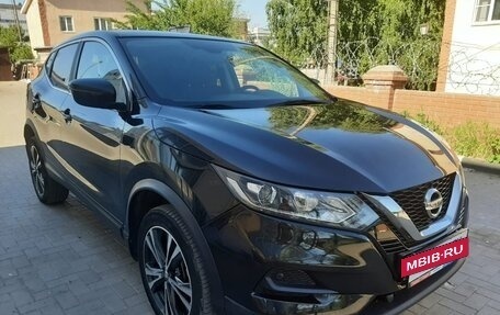 Nissan Qashqai, 2020 год, 2 100 000 рублей, 2 фотография