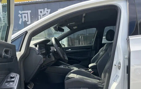 Volkswagen Golf VIII, 2022 год, 2 160 000 рублей, 2 фотография
