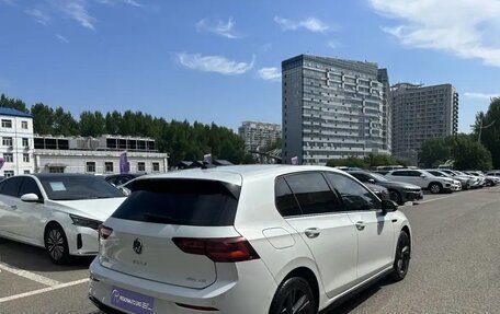 Volkswagen Golf VIII, 2022 год, 2 160 000 рублей, 6 фотография