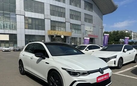 Volkswagen Golf VIII, 2022 год, 2 160 000 рублей, 5 фотография