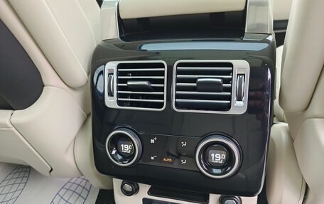 Land Rover Range Rover IV рестайлинг, 2020 год, 7 500 000 рублей, 17 фотография