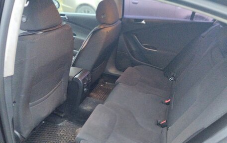 Volkswagen Passat B6, 2008 год, 650 000 рублей, 14 фотография