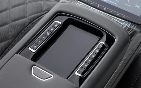 Mercedes-Benz V-Класс, 2025 год, 44 990 000 рублей, 40 фотография