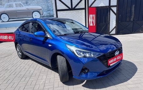 Hyundai Solaris II рестайлинг, 2021 год, 1 790 000 рублей, 13 фотография