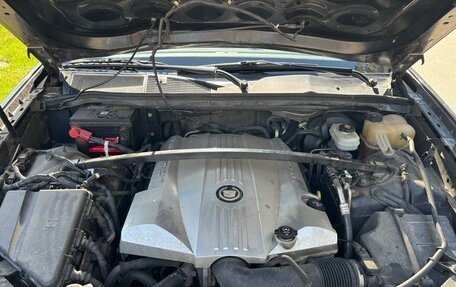 Cadillac SRX II рестайлинг, 2005 год, 850 000 рублей, 18 фотография
