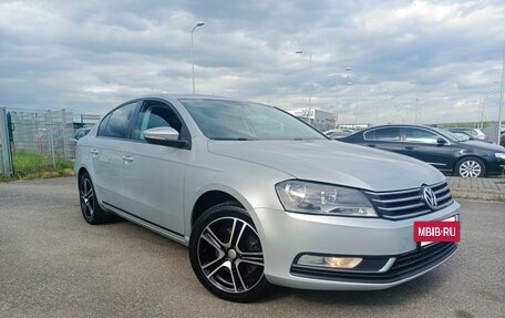Volkswagen Passat B7, 2011 год, 960 000 рублей, 2 фотография