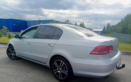 Volkswagen Passat B7, 2011 год, 960 000 рублей, 4 фотография