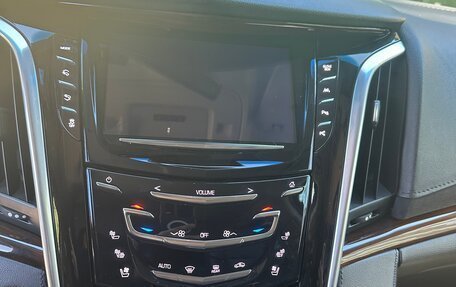Cadillac Escalade IV, 2019 год, 6 000 000 рублей, 10 фотография
