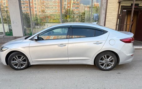 Hyundai Elantra VI рестайлинг, 2018 год, 1 200 000 рублей, 4 фотография