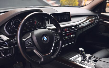 BMW X5, 2017 год, 3 550 000 рублей, 11 фотография