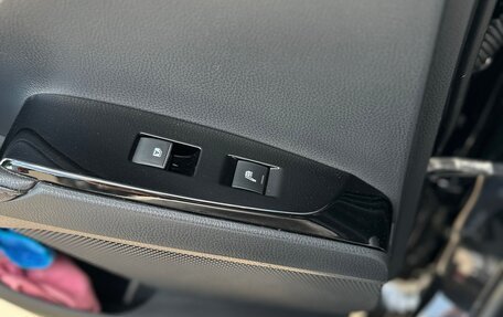 Toyota Camry, 2018 год, 2 299 000 рублей, 20 фотография
