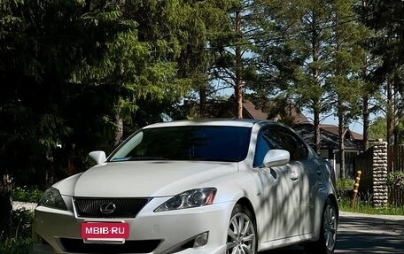 Lexus IS II рестайлинг 2, 2007 год, 920 000 рублей, 2 фотография