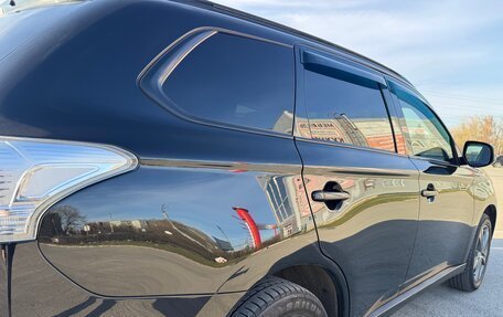Mitsubishi Outlander III рестайлинг 3, 2013 год, 1 890 000 рублей, 13 фотография