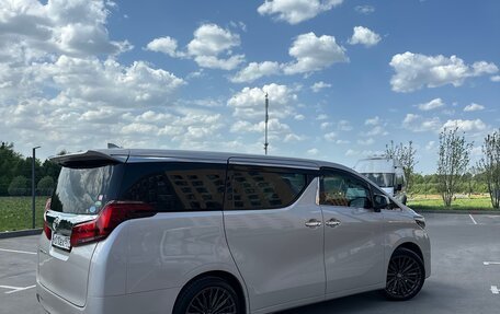 Toyota Alphard III, 2019 год, 3 900 000 рублей, 4 фотография