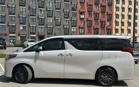 Toyota Alphard III, 2019 год, 3 900 000 рублей, 7 фотография