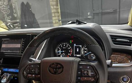 Toyota Alphard III, 2019 год, 3 900 000 рублей, 29 фотография