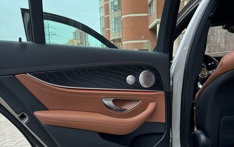 Mercedes-Benz E-Класс, 2021 год, 5 430 000 рублей, 10 фотография